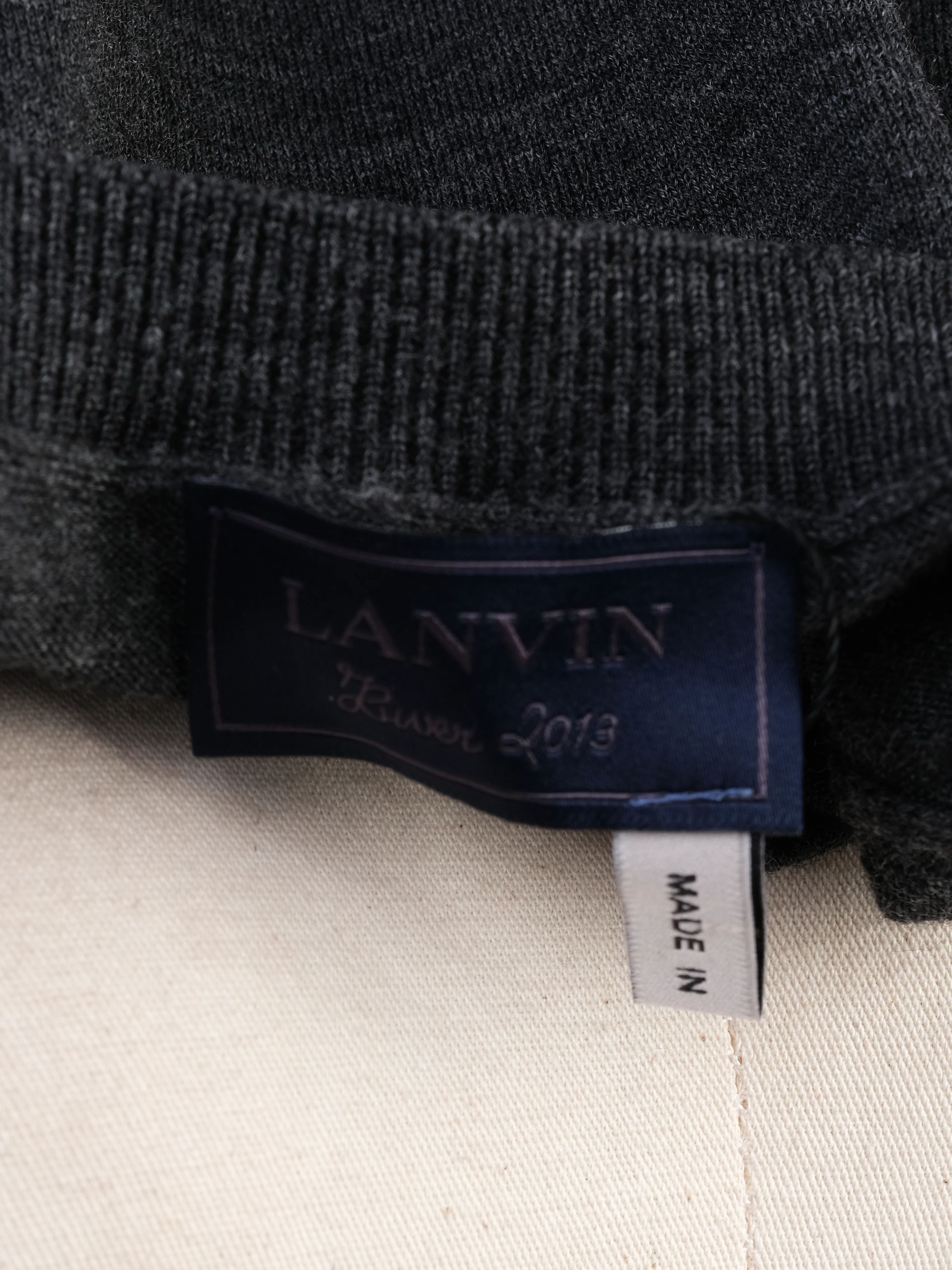 Excellent Lanvin Black Wool T-Shirt with Butterfly Design Size L