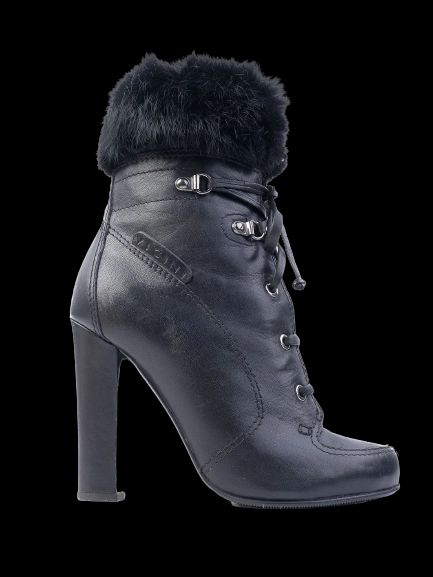 Excellent Vicini Black Leather High-Heeled Ankle Boots Size 37.5
