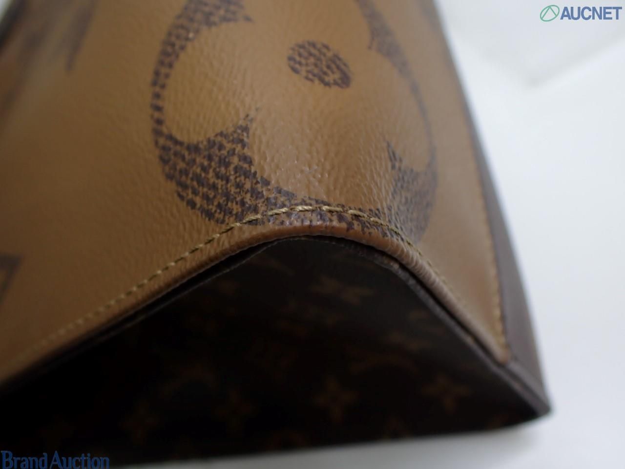 Louis Vuitton OnTheGo MM, Monogram Giant