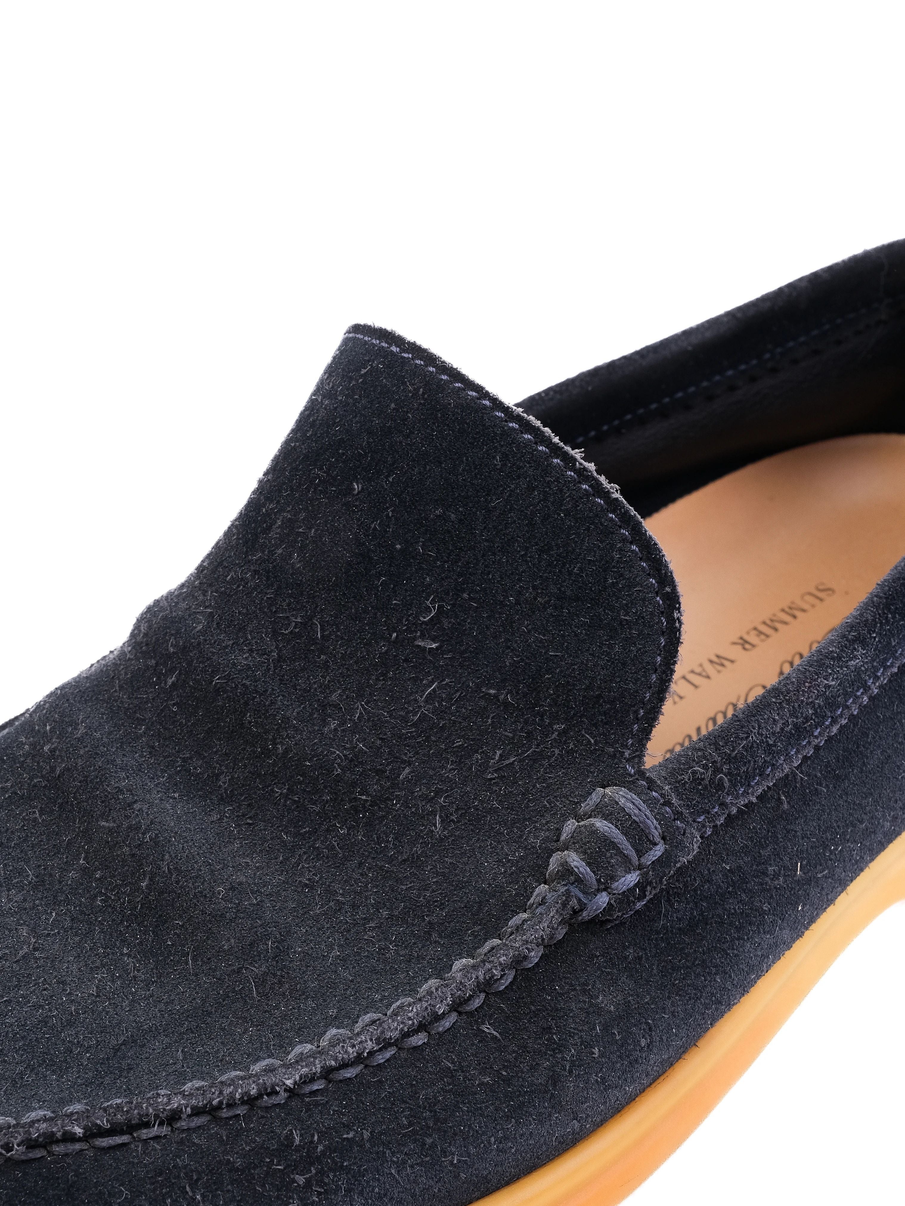 Excellent Loro Piana Black Leather Loafers for Men
