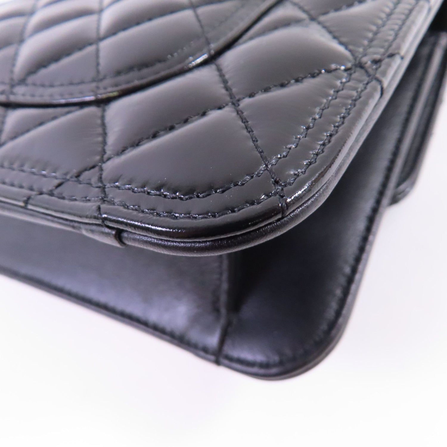 Chanel Black Cowhide Leather Mini Flat Chain Shoulder Bag Hand-handed Shoulder Bag 2way Shoulder Bag Calfskin (cow