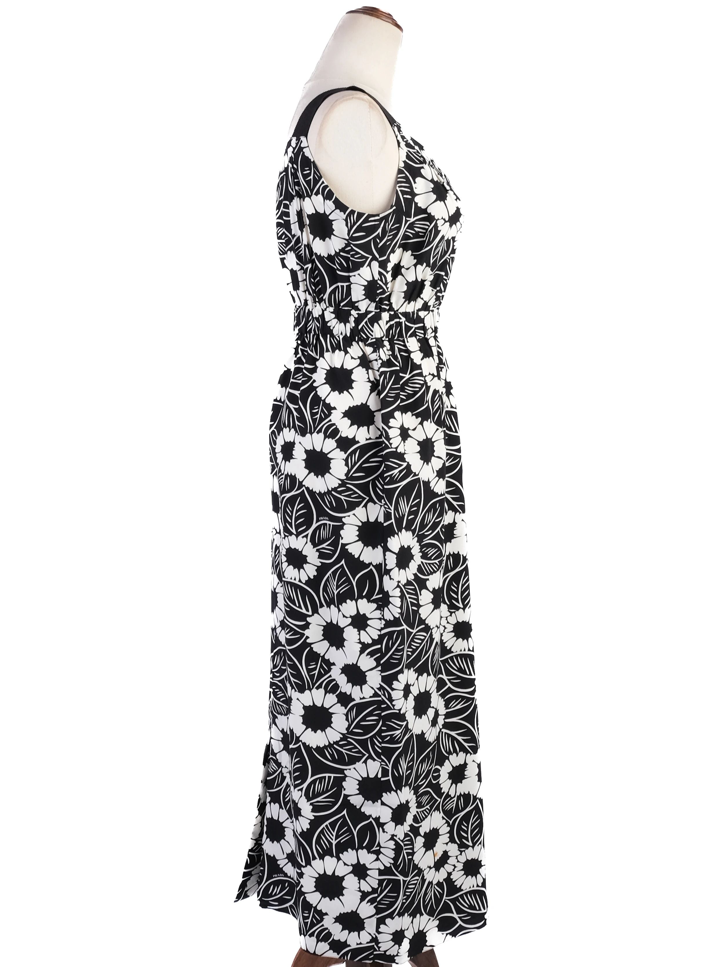 Excellent Prada Maxi Dress Black White Floral Silk Size S