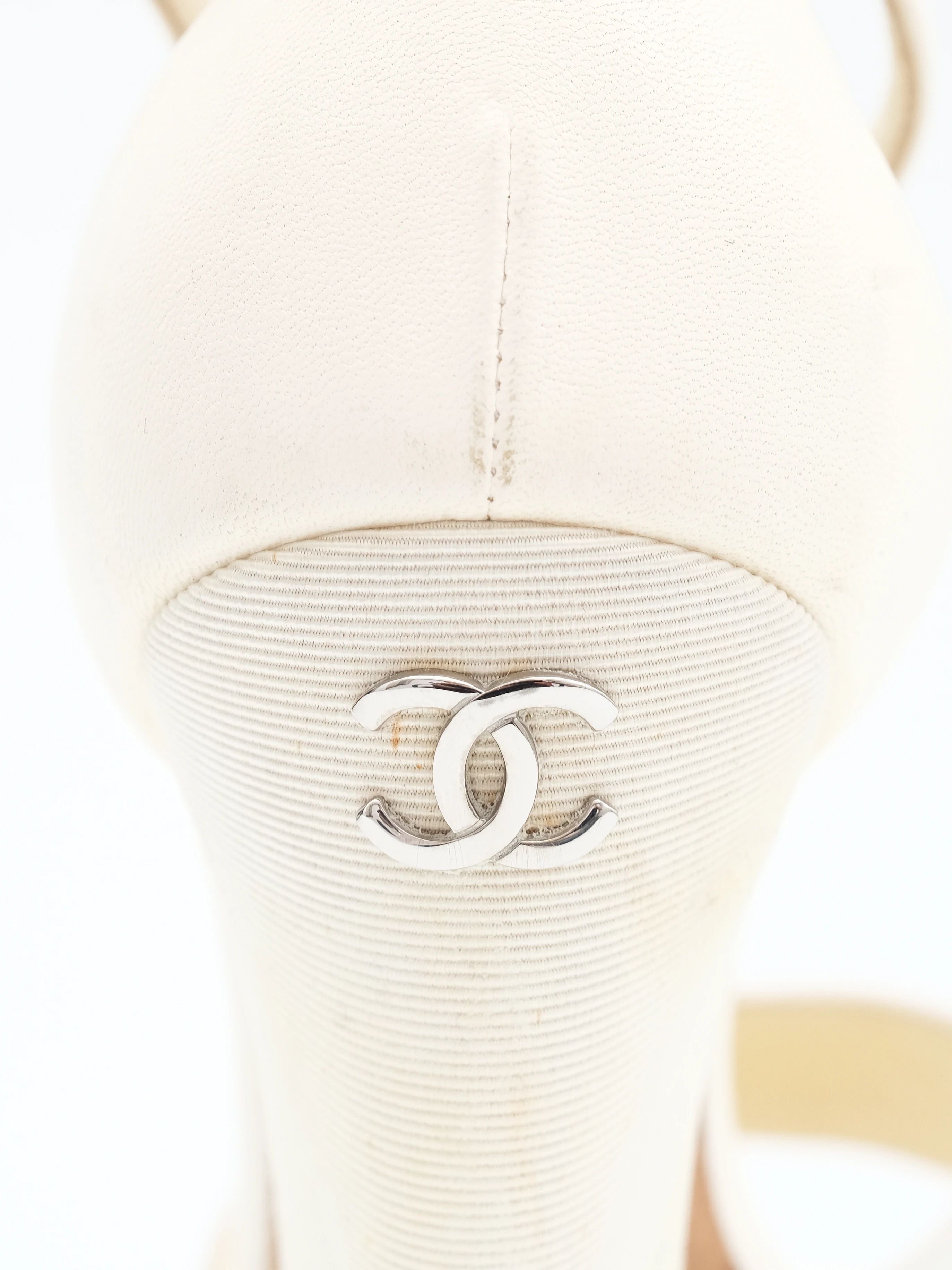 Average Chanel Yellow High Heeled Shoes Size 38.5 with Pearl Detail