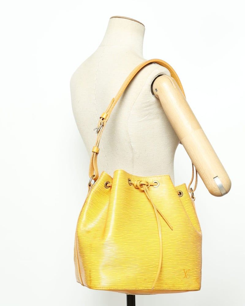 Louis Vuitton EPI Petit NoŽ Bag