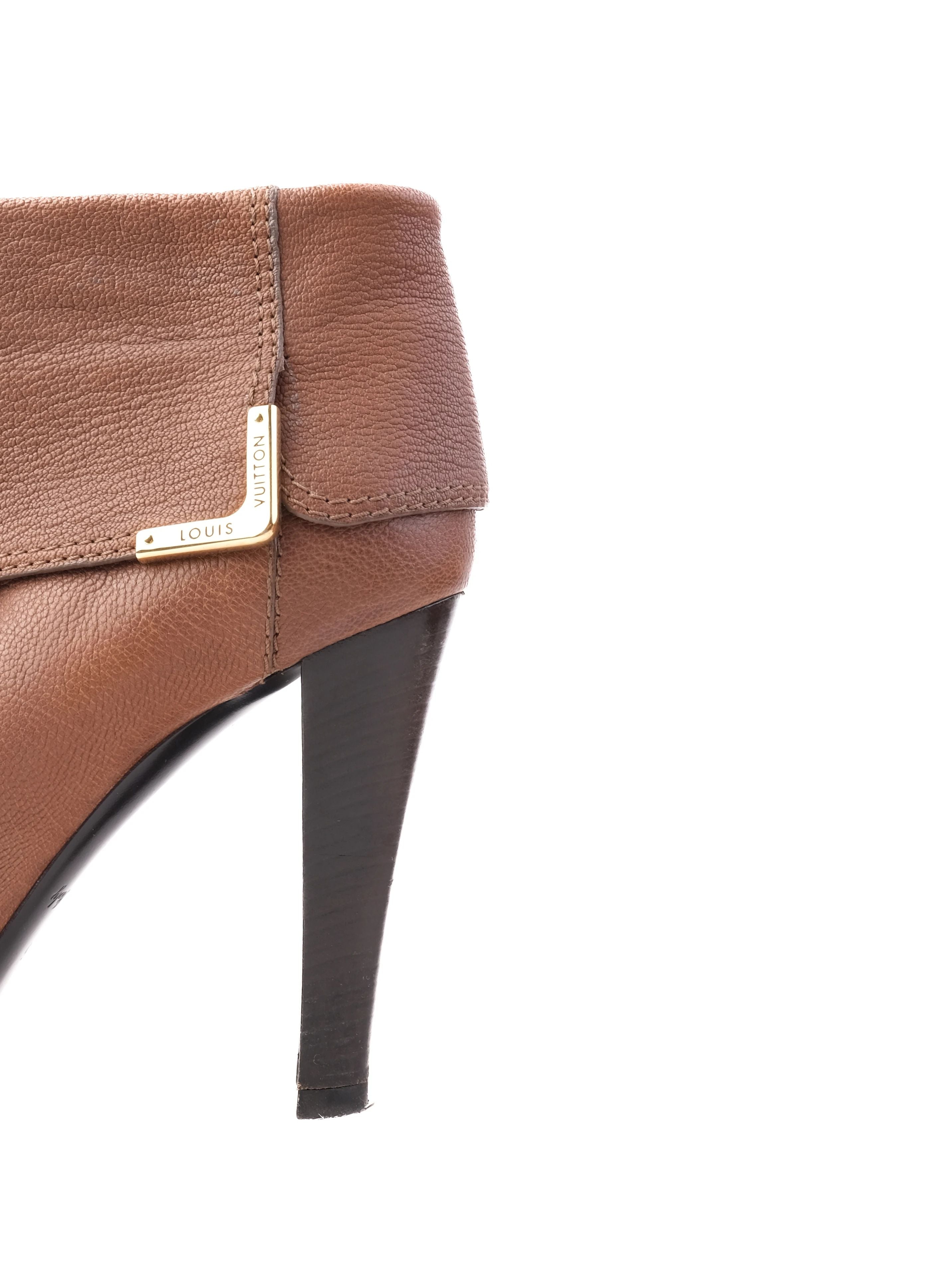 Excellent Louis Vuitton Orange Leather Ankle Boots Size 36