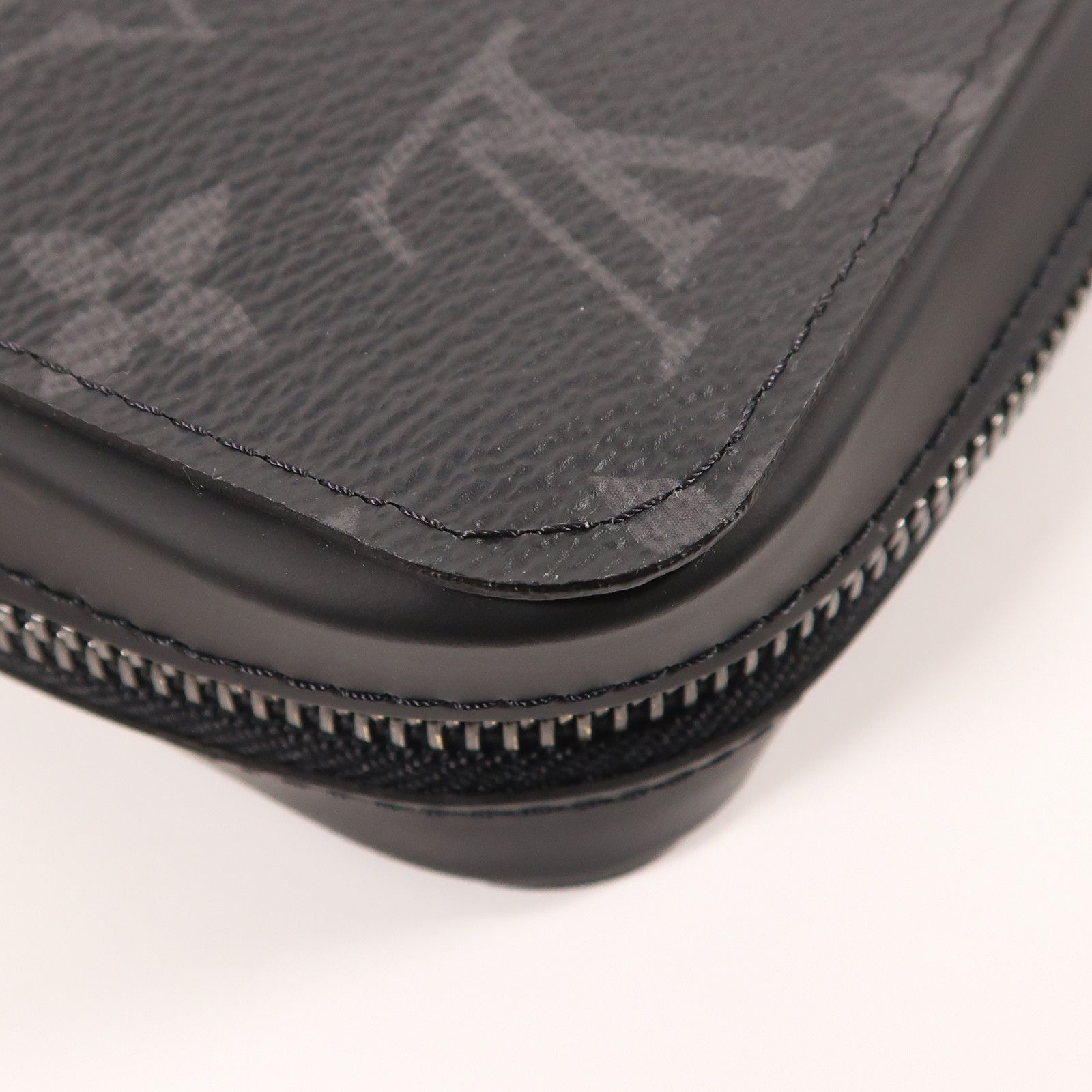 Louis Vuitton Monogram Eclipse Zippy Xl Wallet Changzhenbao Black Around Long Wallet M 61698