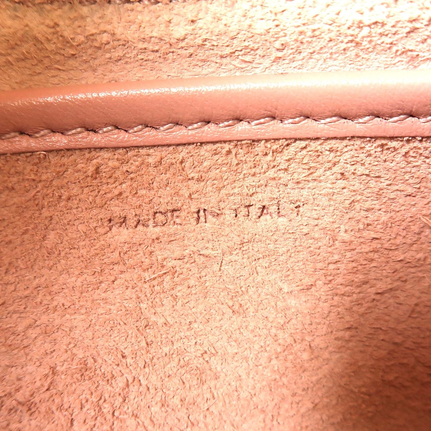 Celine Cowhide Leather Ava Golden Shoulder Bag Pink Calfskin (cowhide) S-ga-5210