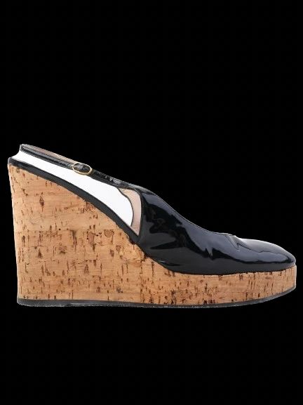 Excellent Yves Saint Laurent Black Lacquer Wedge Shoes Size 39