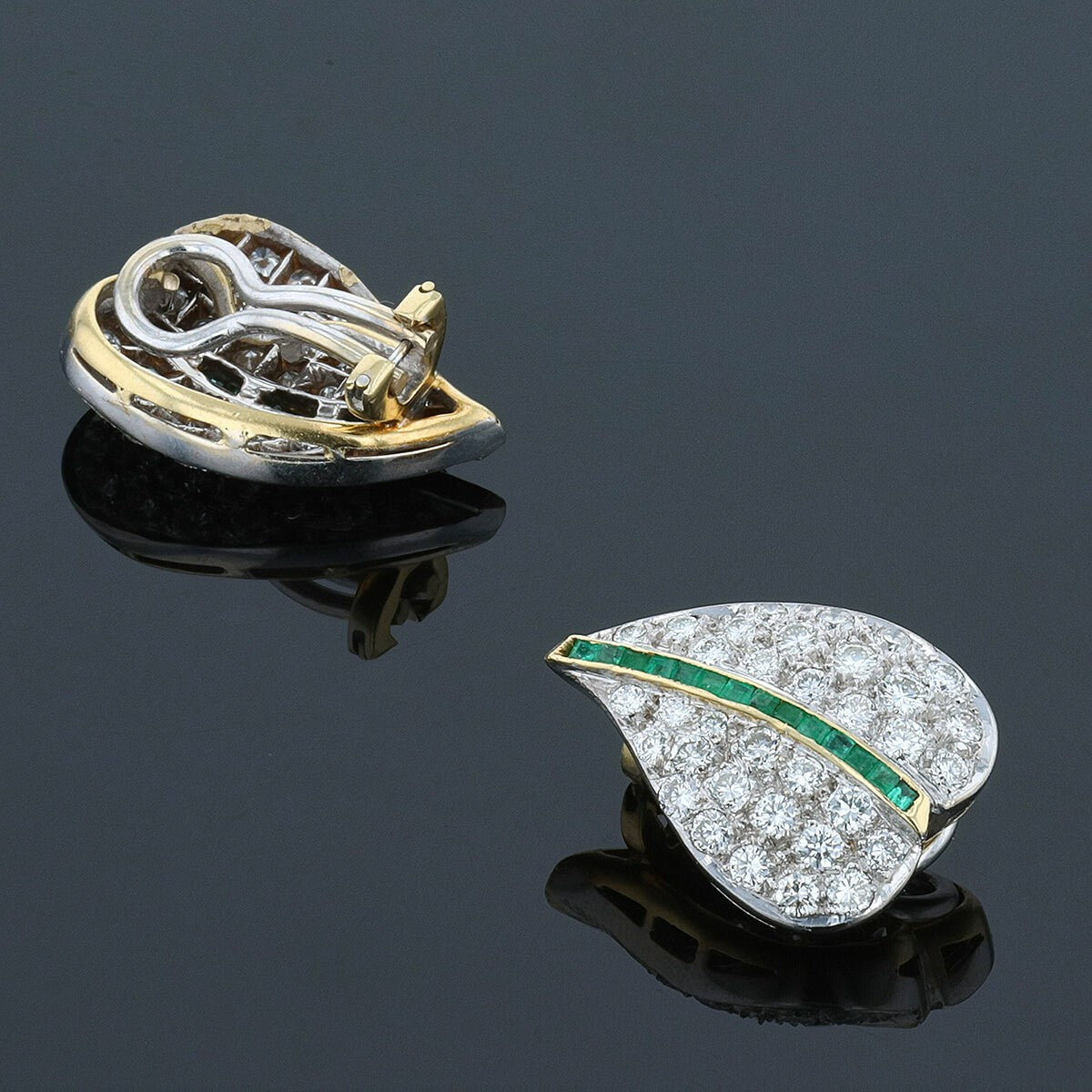 Diamonds, emeralds and gold earrings