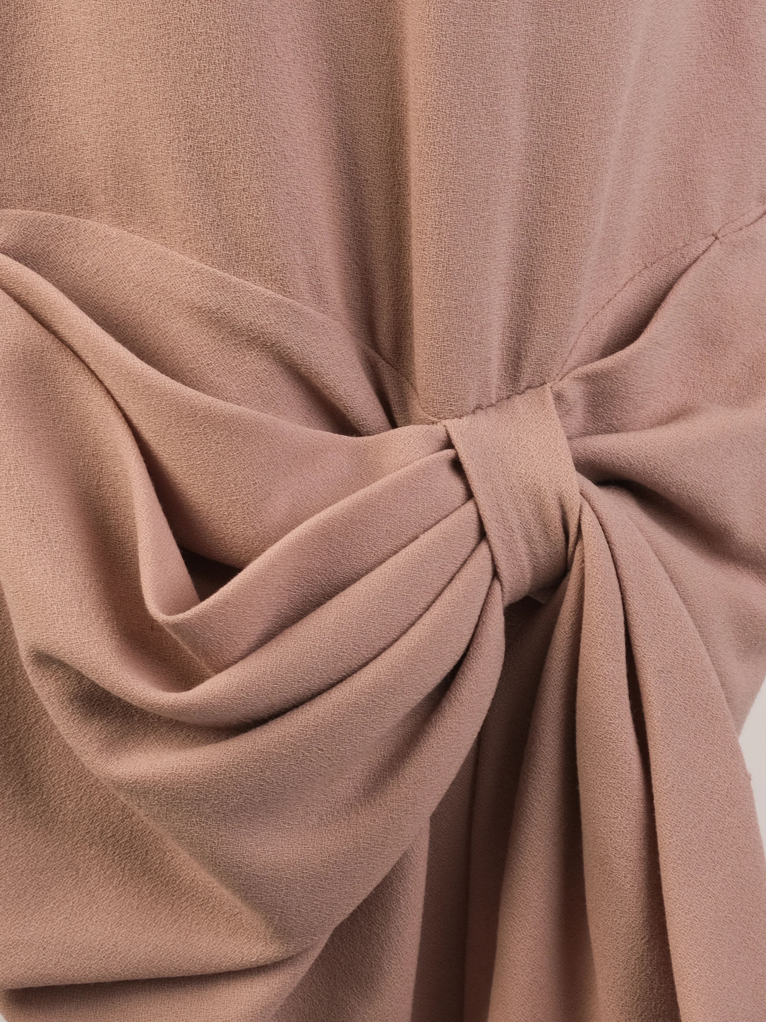 Excellent Azzaro Pink Wool Dress M with Decorative Bow