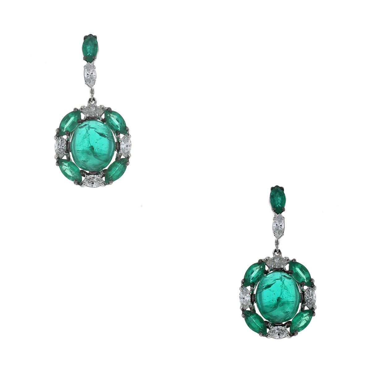 Emeralds, diamonds and gold earrings