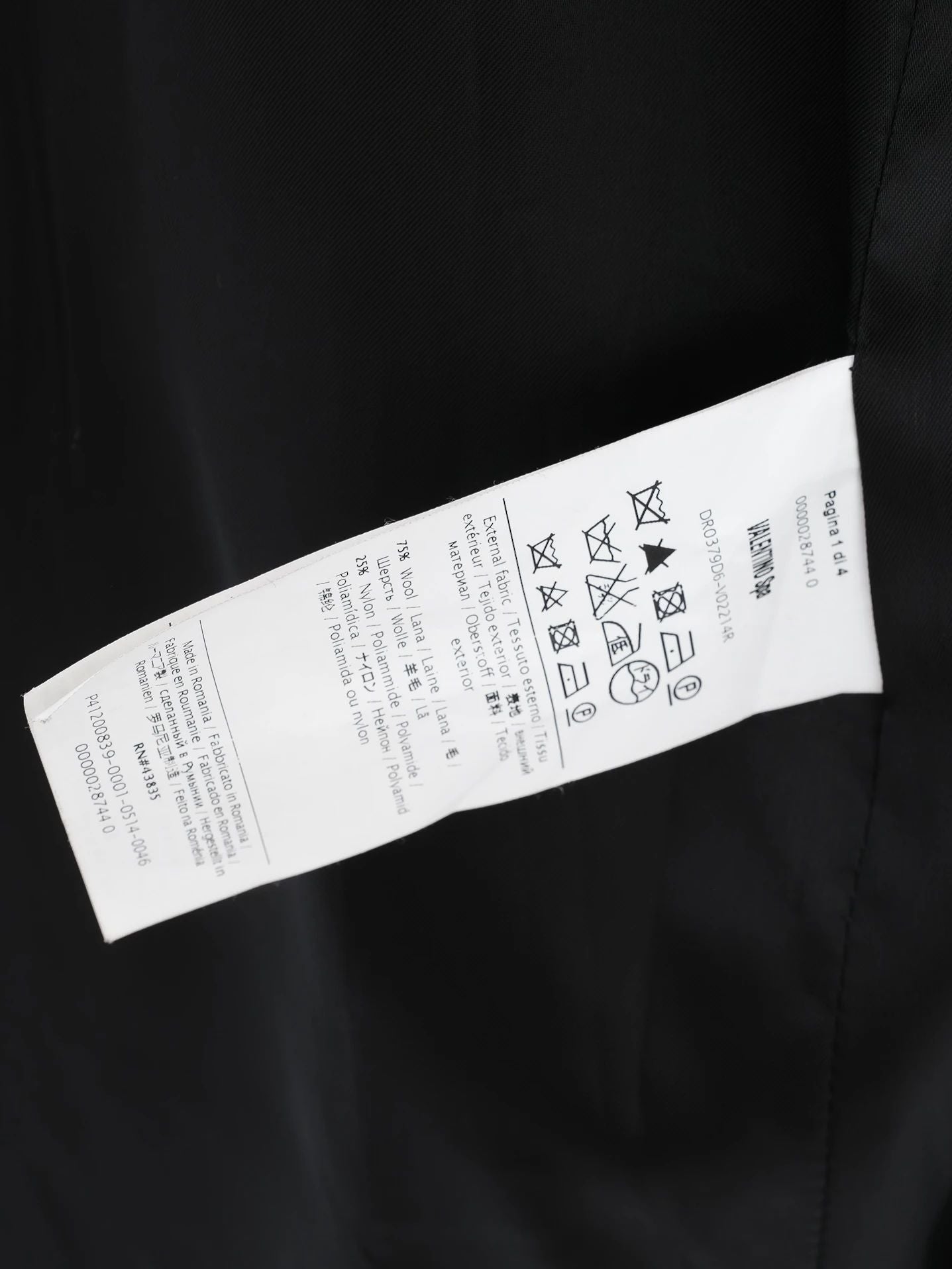 Excellent Red Valentino Black Wool Coat Size L with Textured Detail
