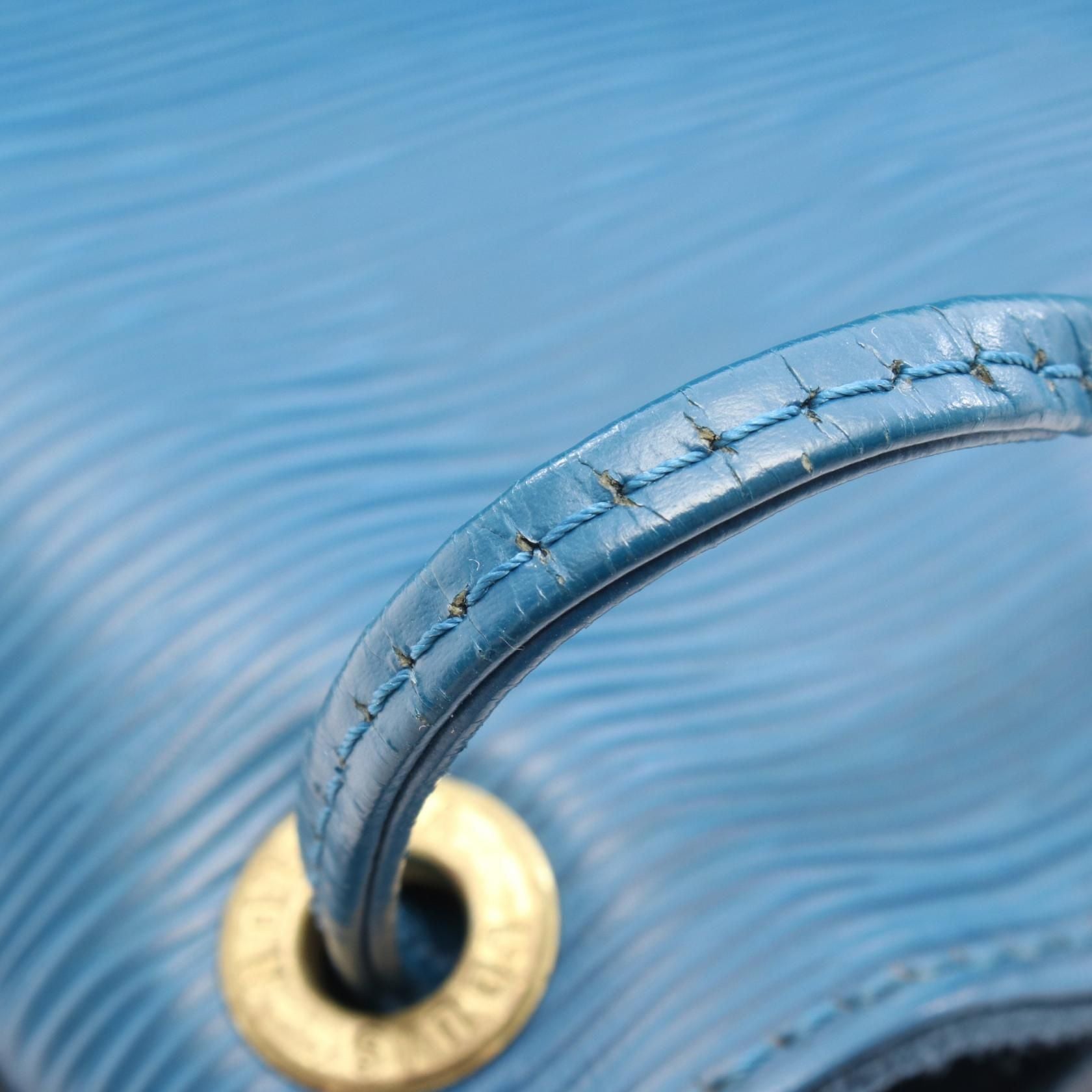 Louis Vuitton Noe Petit, Epi