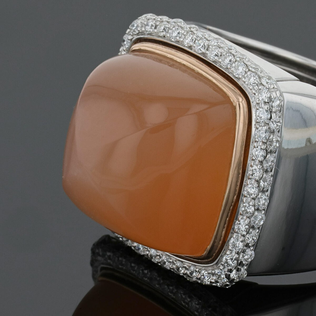 Fred Pain de Sucre pink quartz, diamonds and gold ring