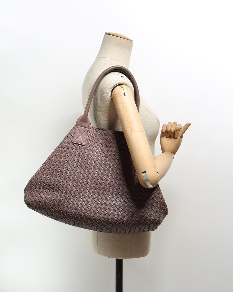 Bottega Veneta Intrecciato Cabat Mm Tote