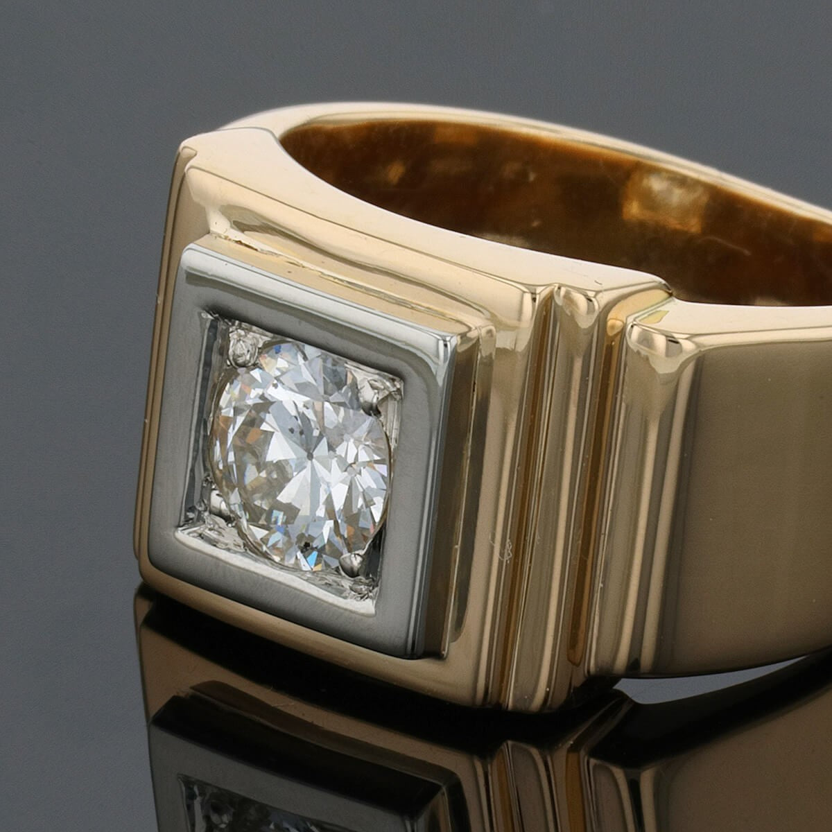 Gold and diamond ring