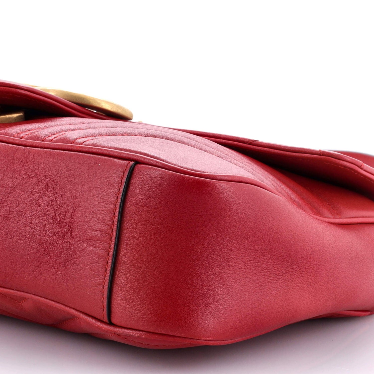 Gucci GG Marmont Flap Bag Matelasse Leather Medium