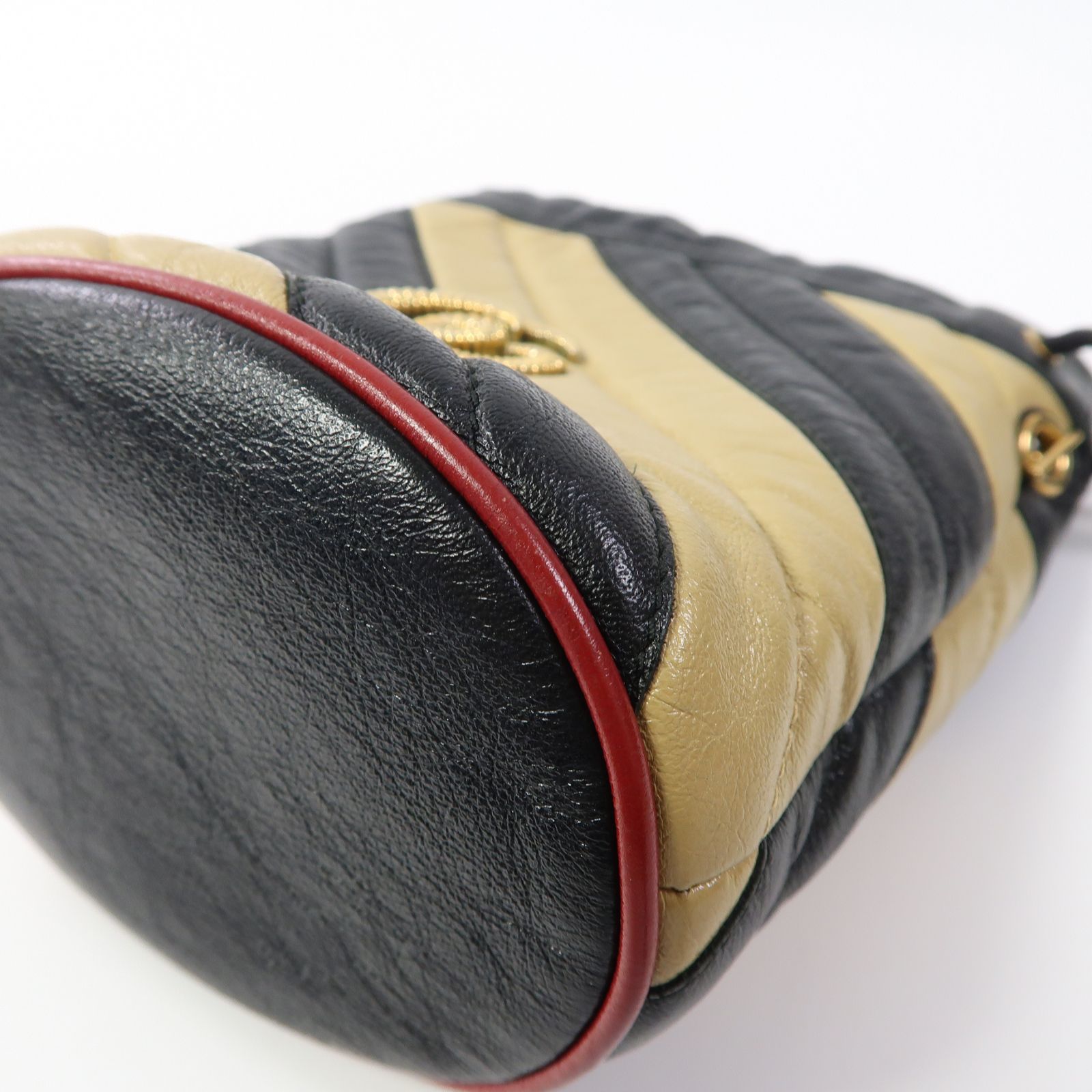 Gucci Cowhide Leather Gg Marmont Gold Crossbody Back Bag Black/black Color Shoulder Ba
