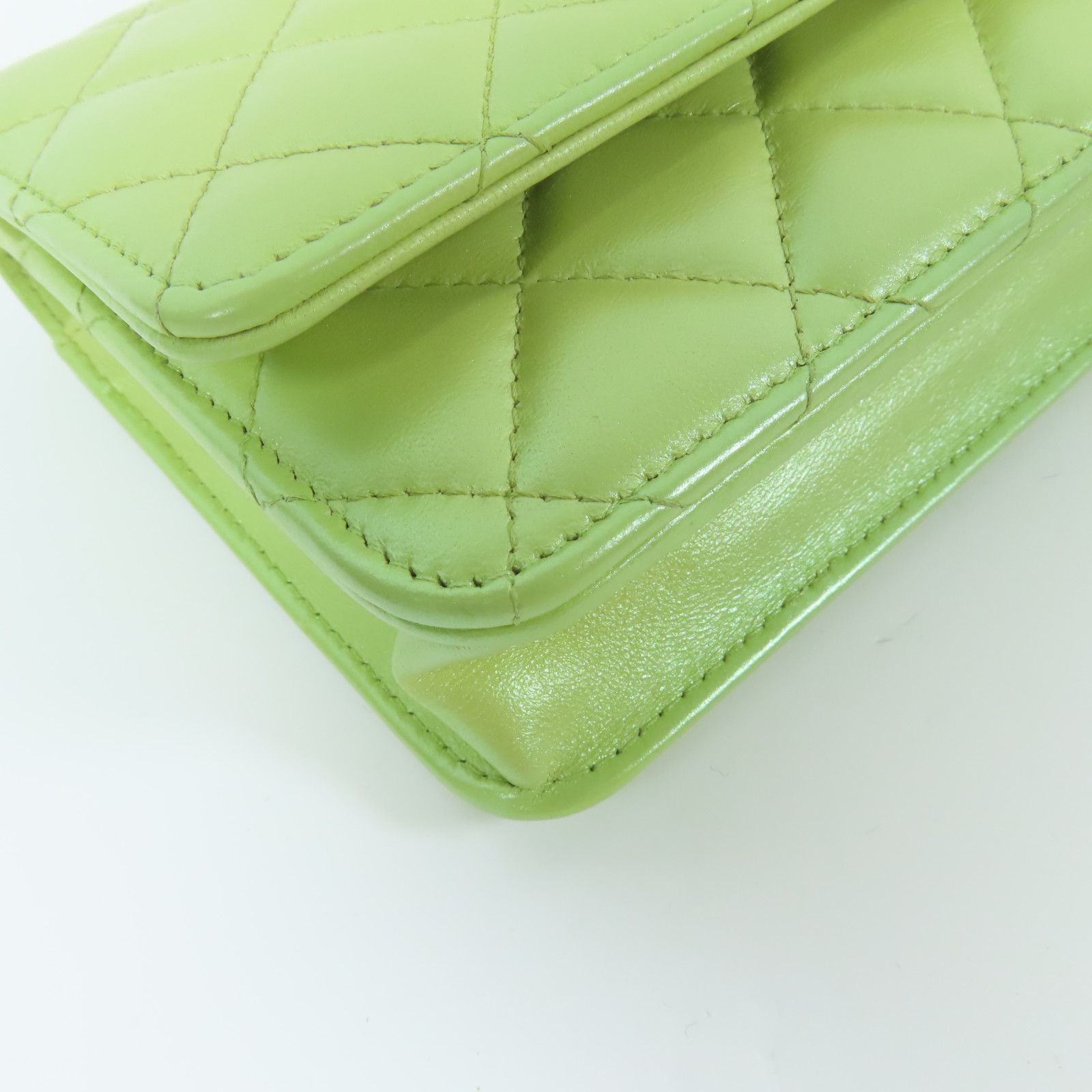 Chanel Green Cowhide Leather Woc Wallet On Chain Golden Cross Shoulder Back Bag Calfskin (cowhide) Ap 31