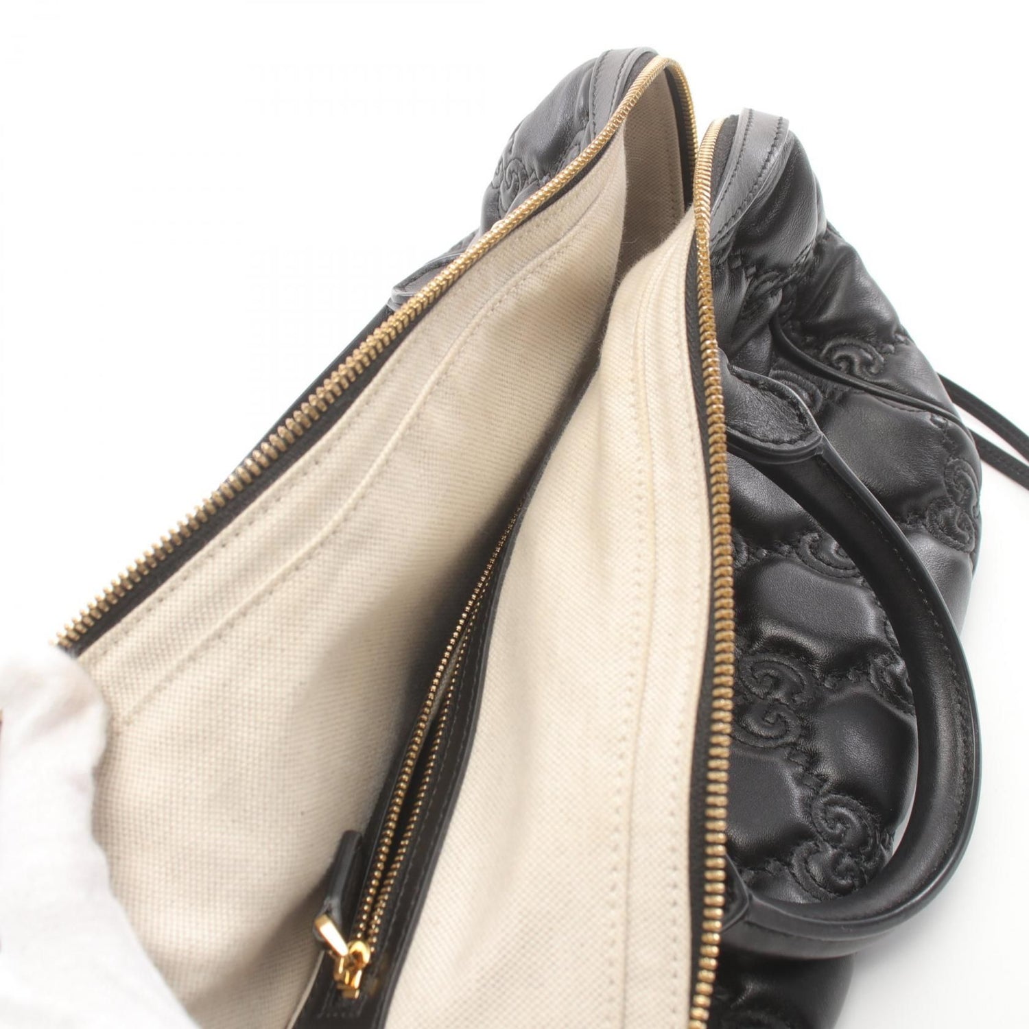 Gucci Gg Matelasse Handbag Black Leather 702242