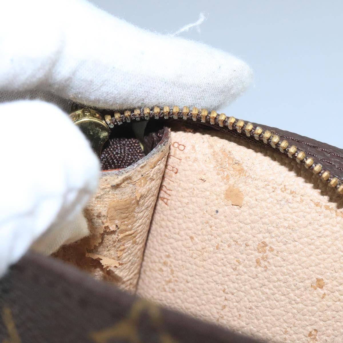 Louis Vuitton Monogram Bucket Pm Accessory Pouch Lv Auth