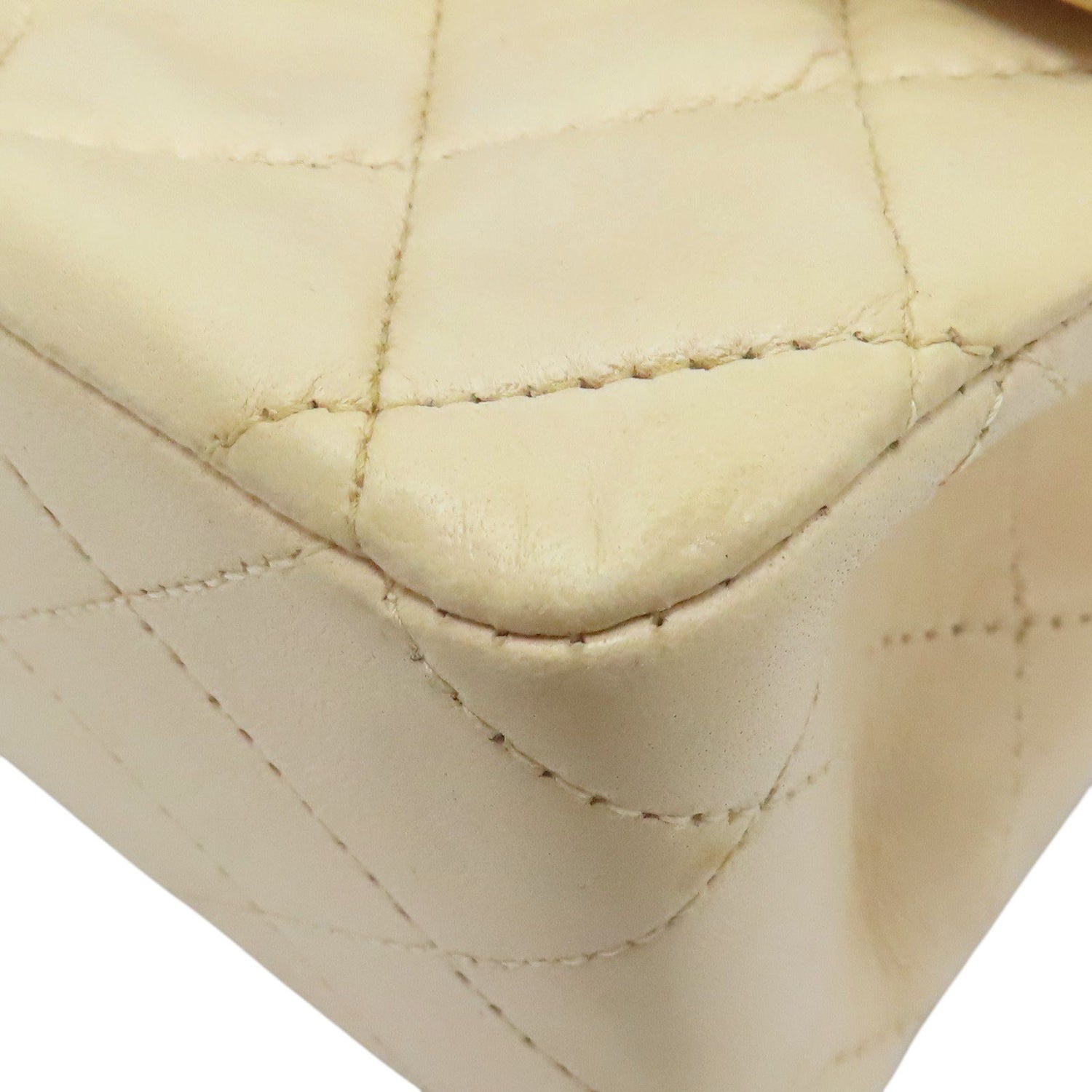 Chanel Matelasse Coco Mark 25 Shoulder Bag Lambskin Beige Gold Metal (no Card)