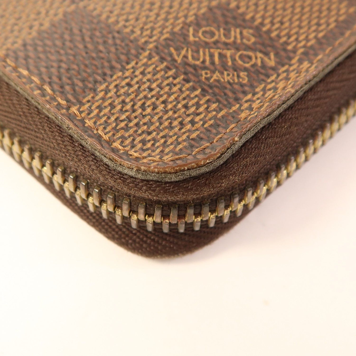 Louis Vuitton Zippy Wallet, Damier Ebene