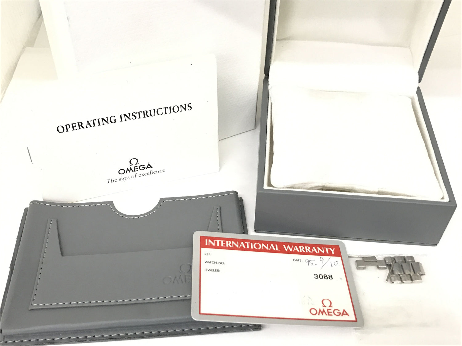 Omega Speedmaster 352130 54844905 Mens Watch