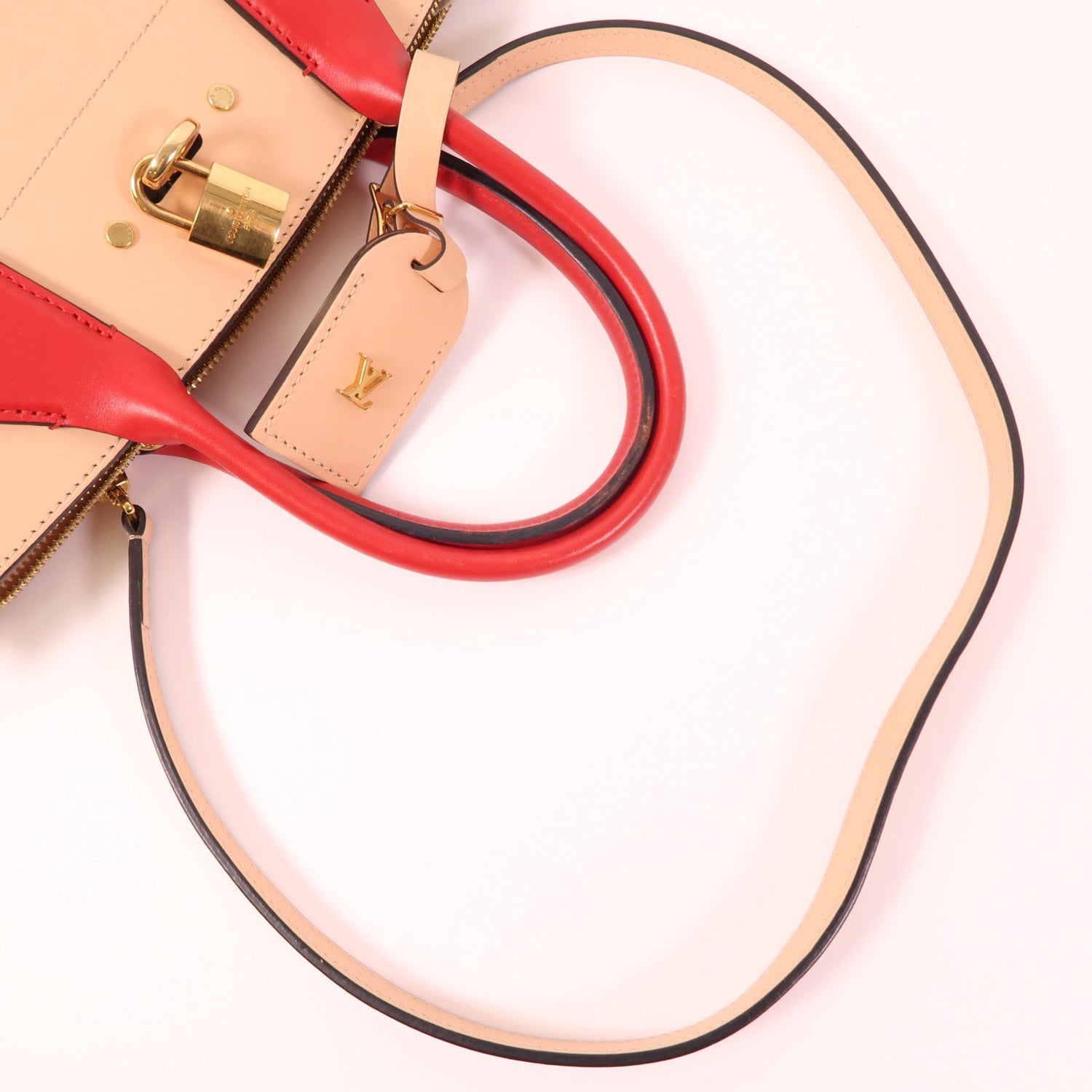 Louis Vuitton Cowhide Leather City Steamer Mm Hand-turn Shoulder Bag Black Beige Red 2way Shoulder Bag M 42190