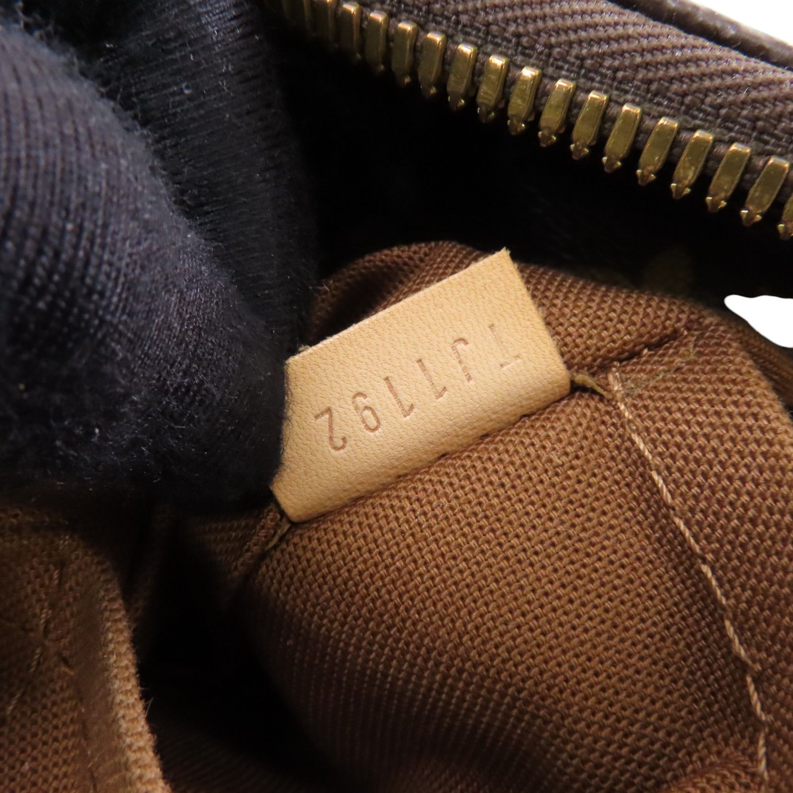 Louis Vuitton Sully PM, Monogram