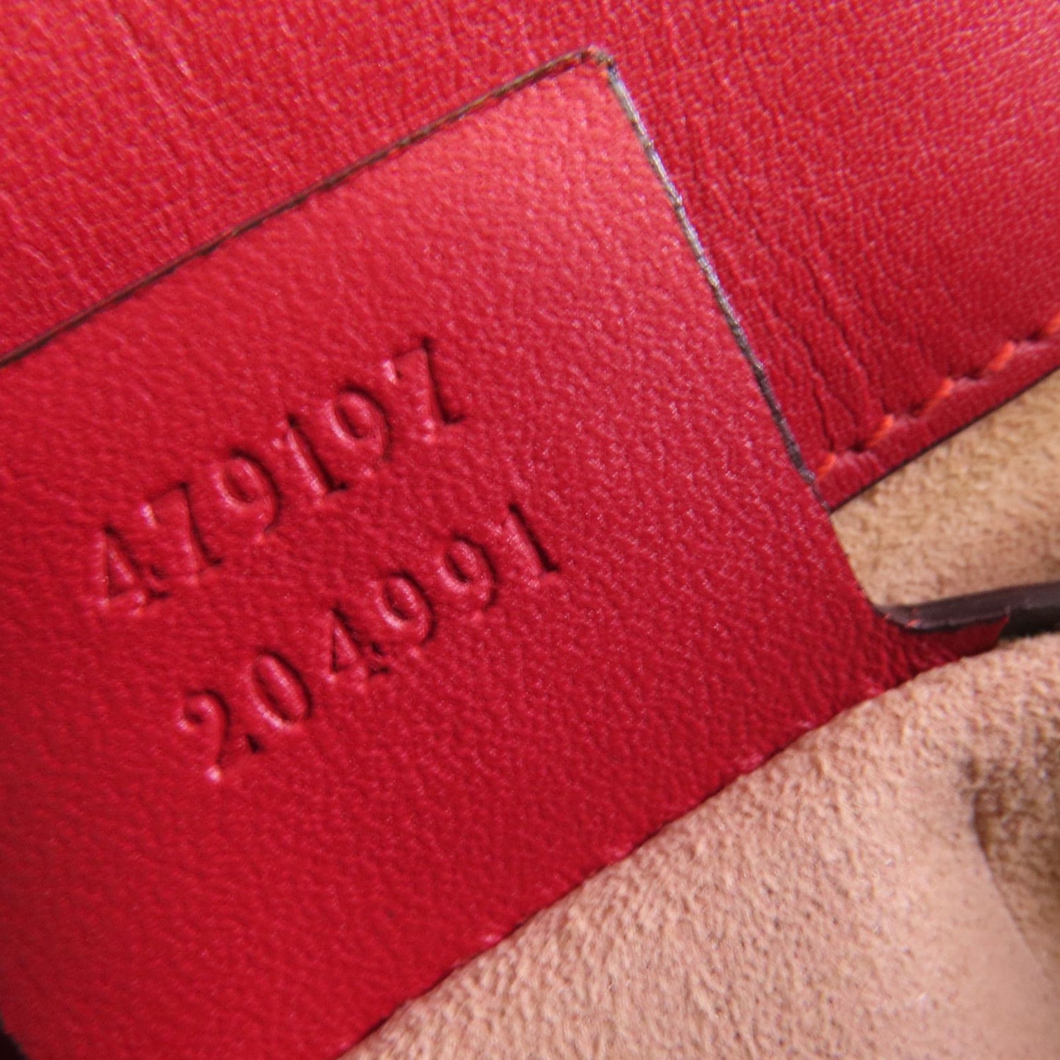 Gucci Medium Padlock Tote, GG Supreme