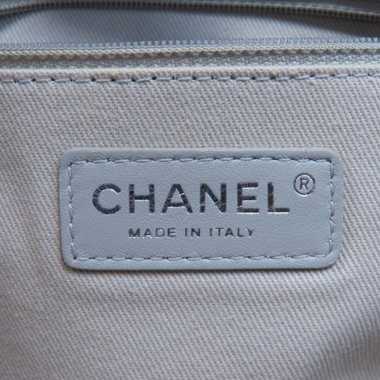 Chanel Blue Cowhide Leather Tote Ginpaku Hand-turned Bag Blue Tote Bag Calfskin (cowhide)