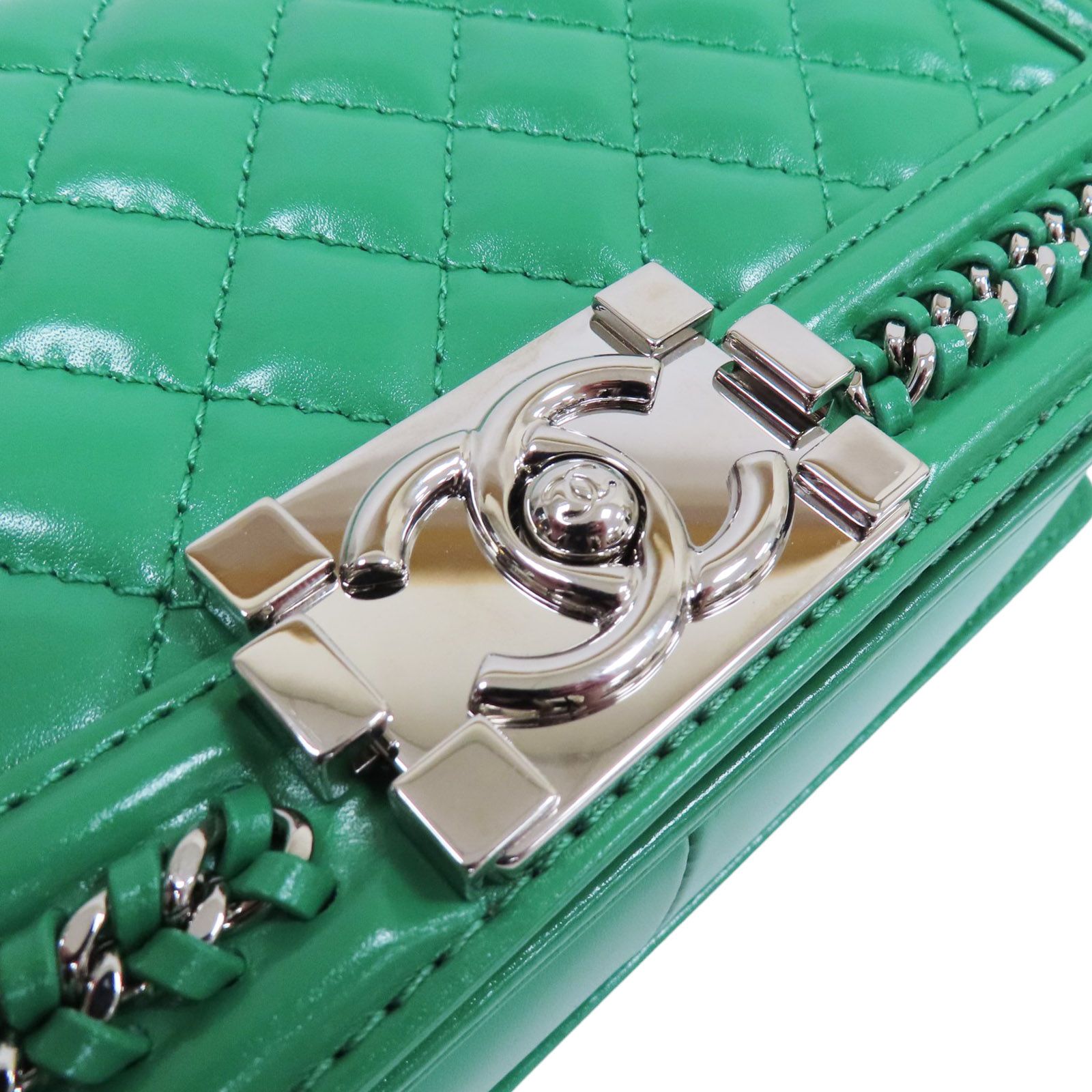 Chanel Matelasse Boy 25 Shoulder Bag Calfskin Green Sliver Tone Metal