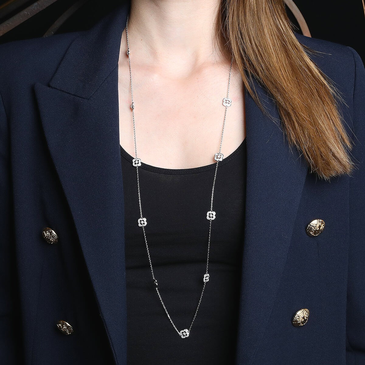 Mauboussin Chance Of My Life diamonds and gold necklace