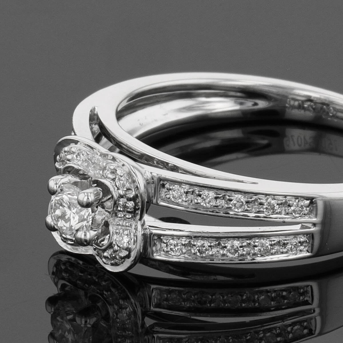 Mauboussin Chance of Love diamonds and gold ring