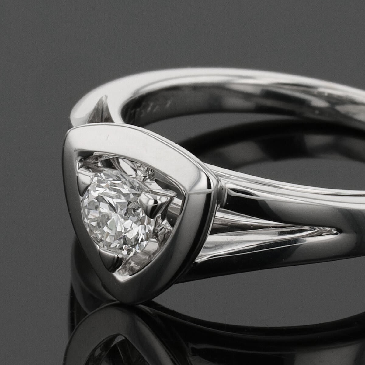 Mauboussin Dream and Love diamond and gold ring