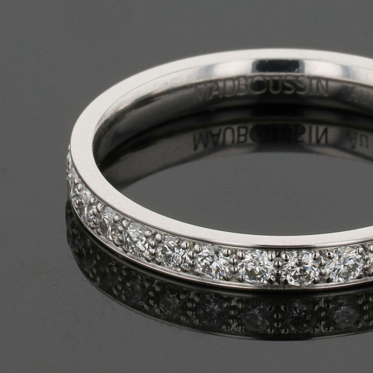 Mauboussin Lovissime diamonds and gold ring