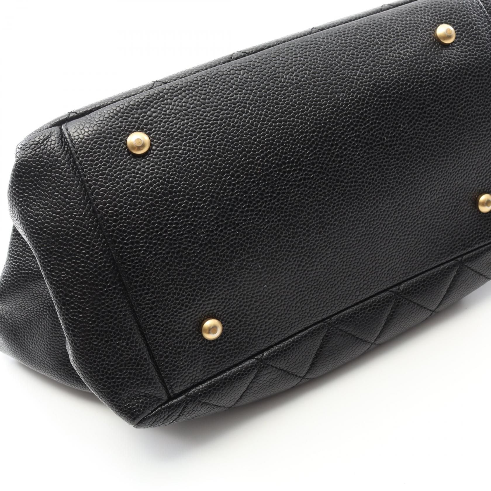 Chanel Black Matelasse Handbag Calfskin (cowhide)