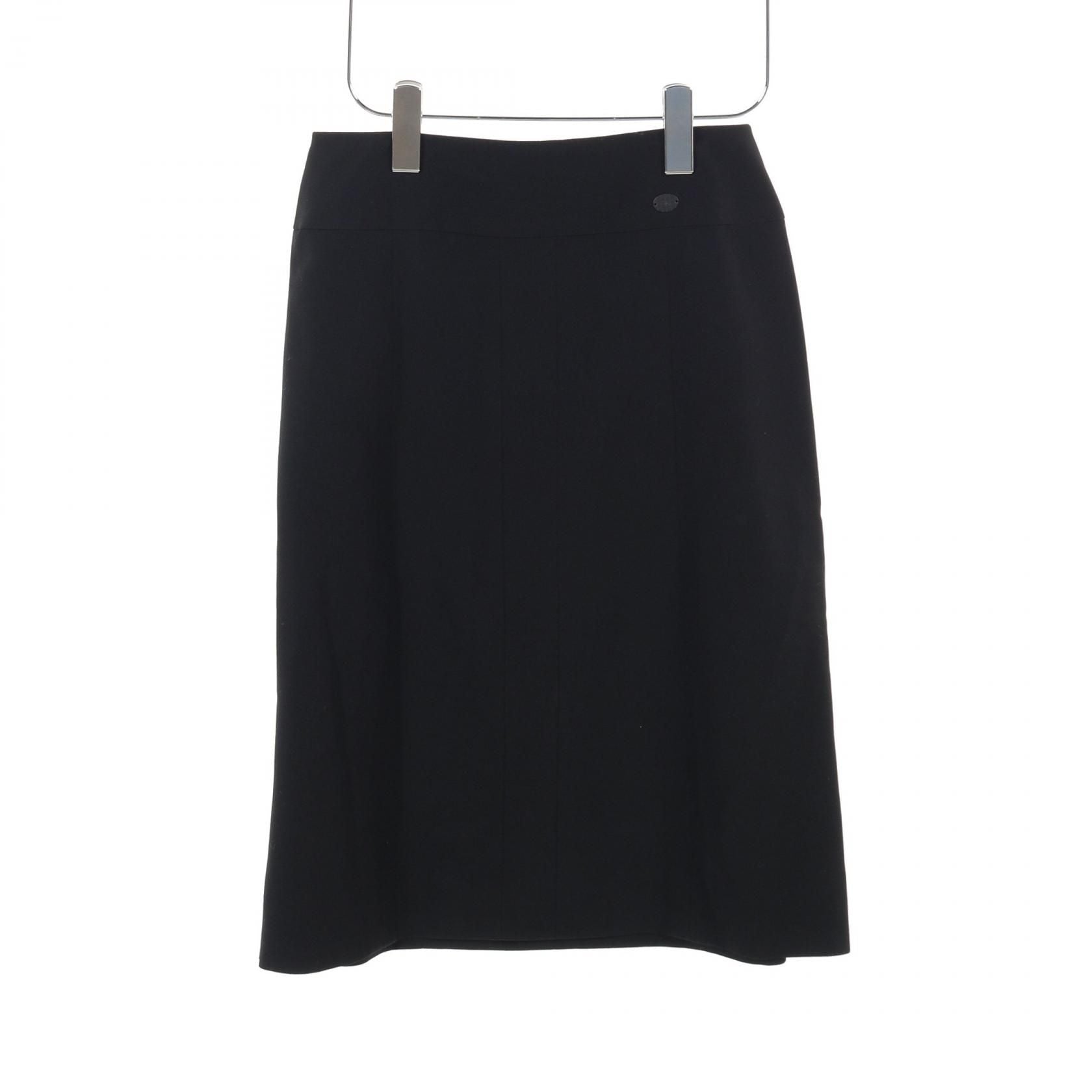 Chanel Coco Mark Button Jacket Skirt Set P 17768v 09938 Wool Black