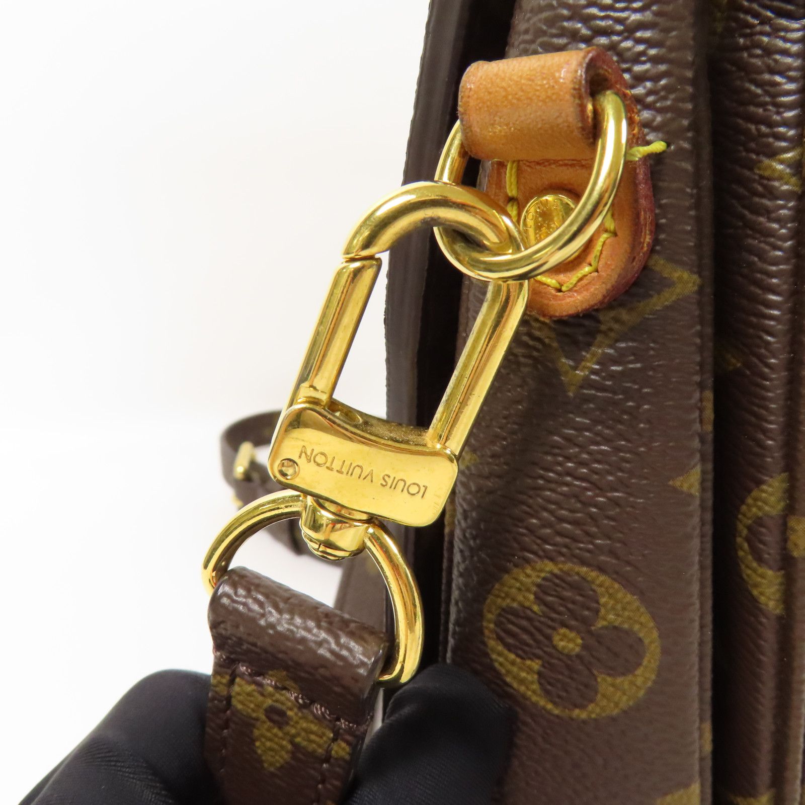 Louis Vuitton Pochette Metis, Monogram