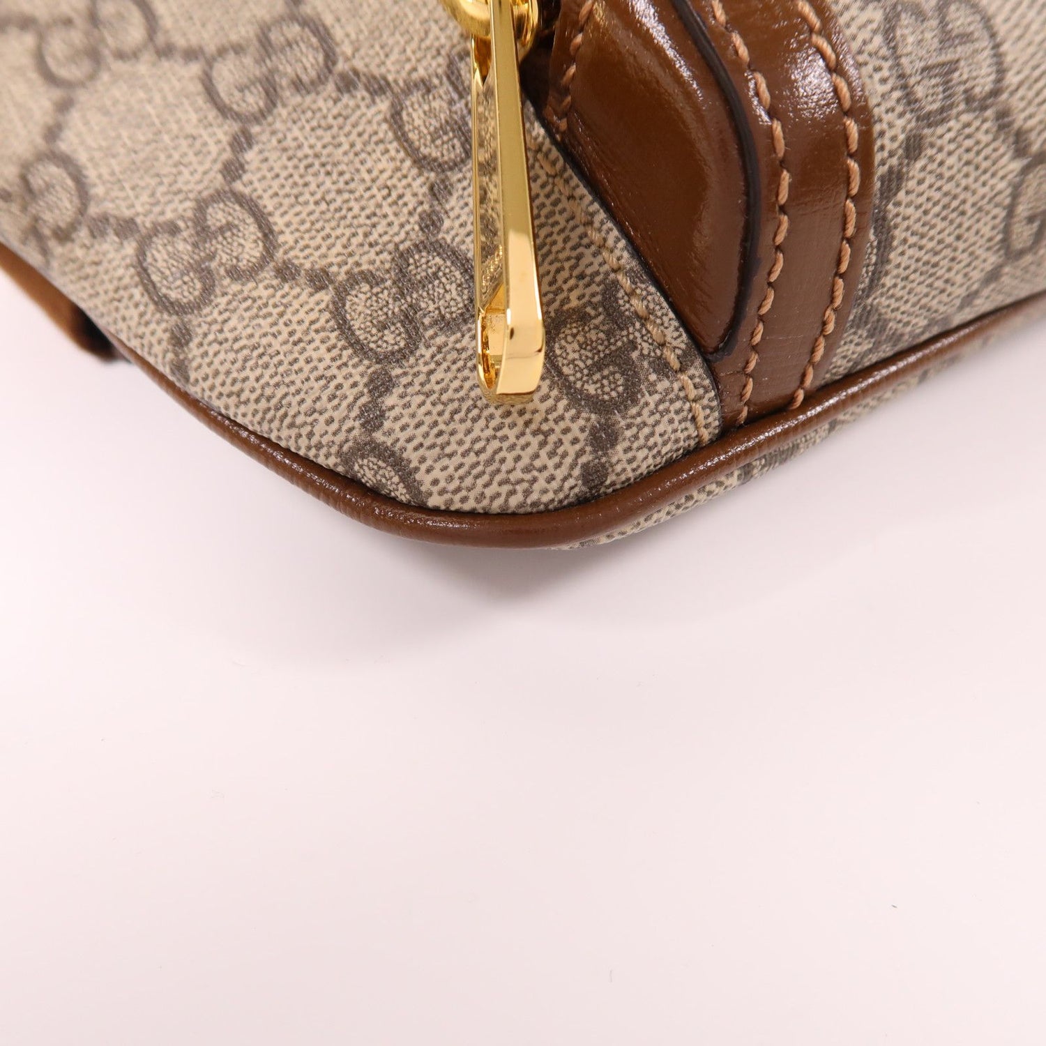 Gucci GG Supreme Monogram Textured Calfskin Retro Interlocking G Belt Bag