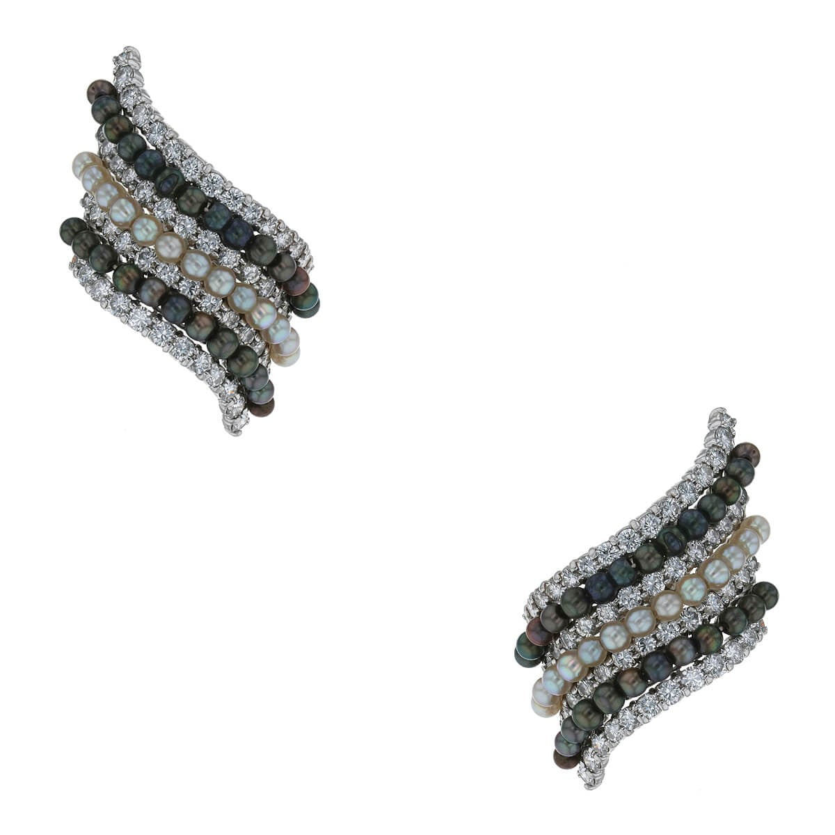 Pearls, diamonds and gold earrings