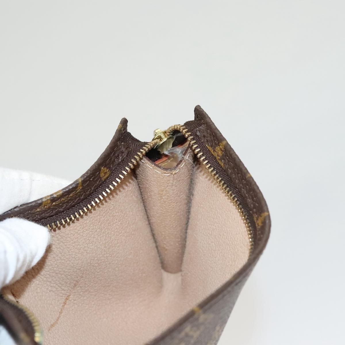 Louis Vuitton Bucket Pouch PM, Monogram