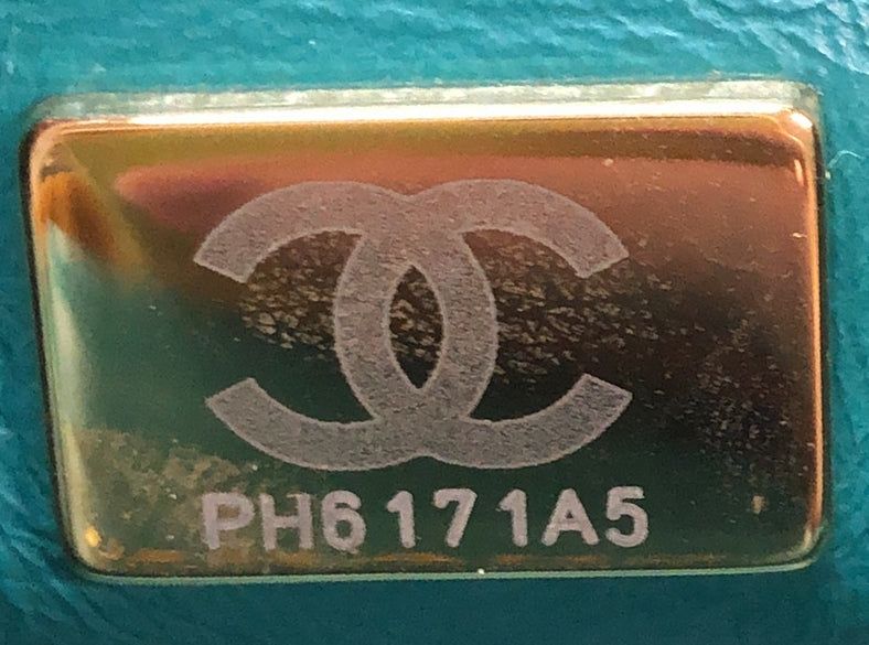 Chanel Coconing Top Handle Vanity Case With Chain Quilted Shearling Small