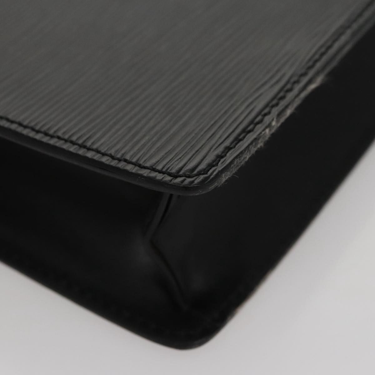 Louis Vuitton Epi Pochette Homme Clutch Bag Black Noir M 52522 Lv Auth