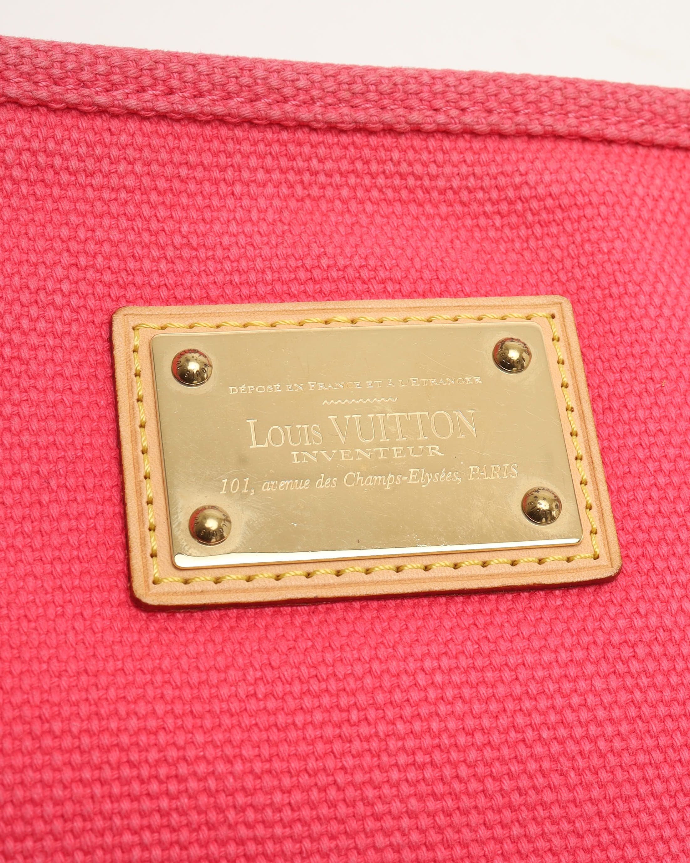 Louis Vuitton Antigua Pochette GM