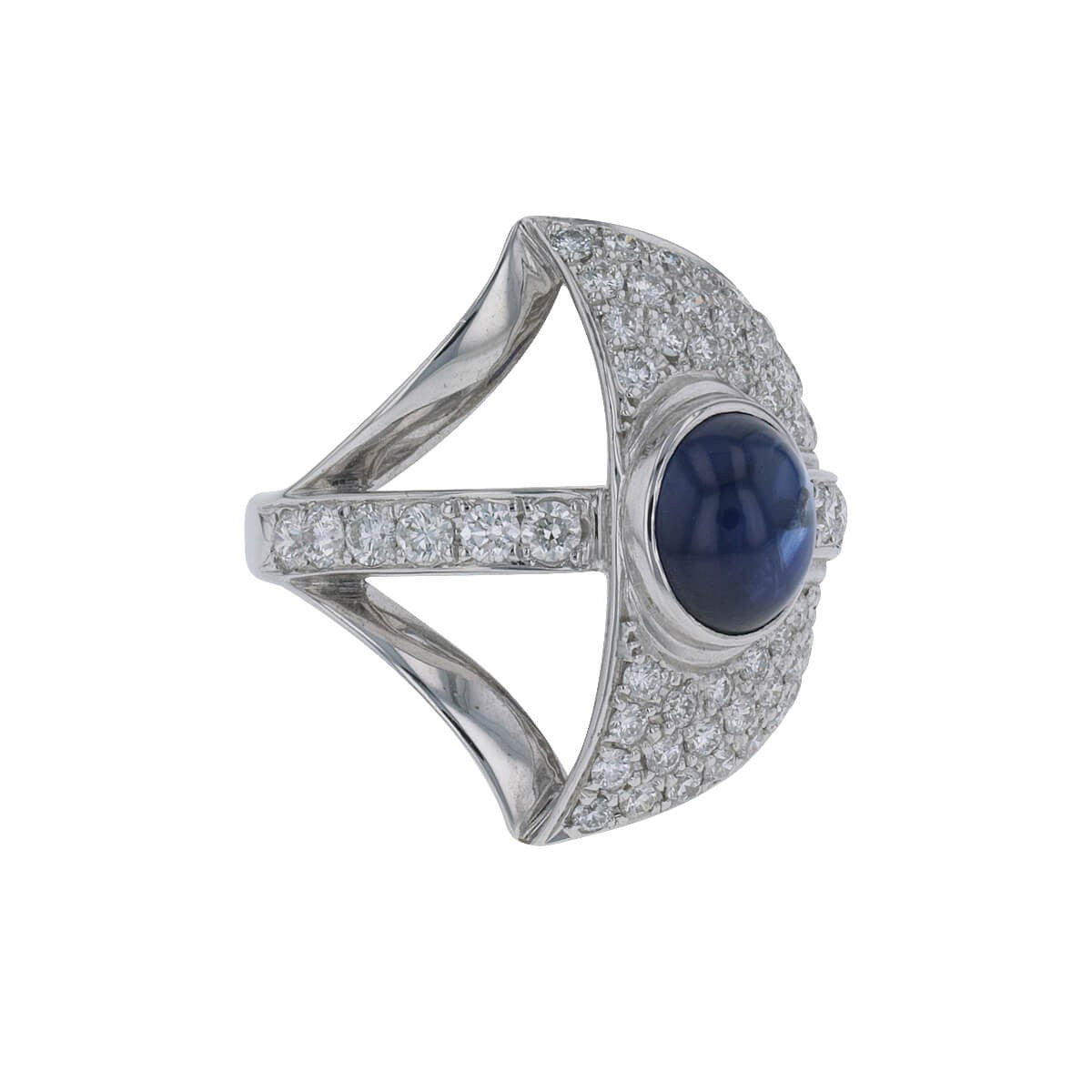 Sapphire, diamonds and platinum ring