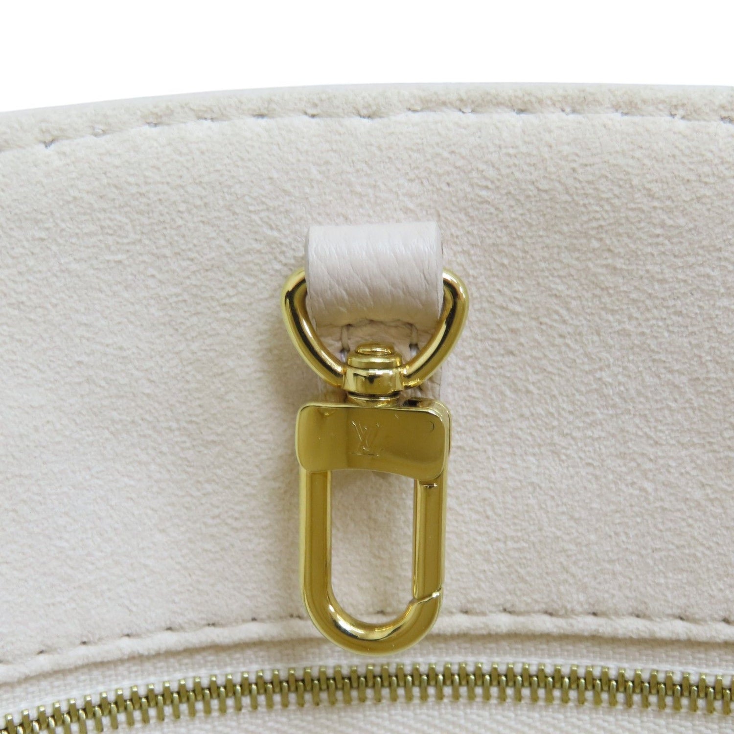 Louis Vuitton On The Go Pm Shoulder Handbag Calfskin Off White M 46513