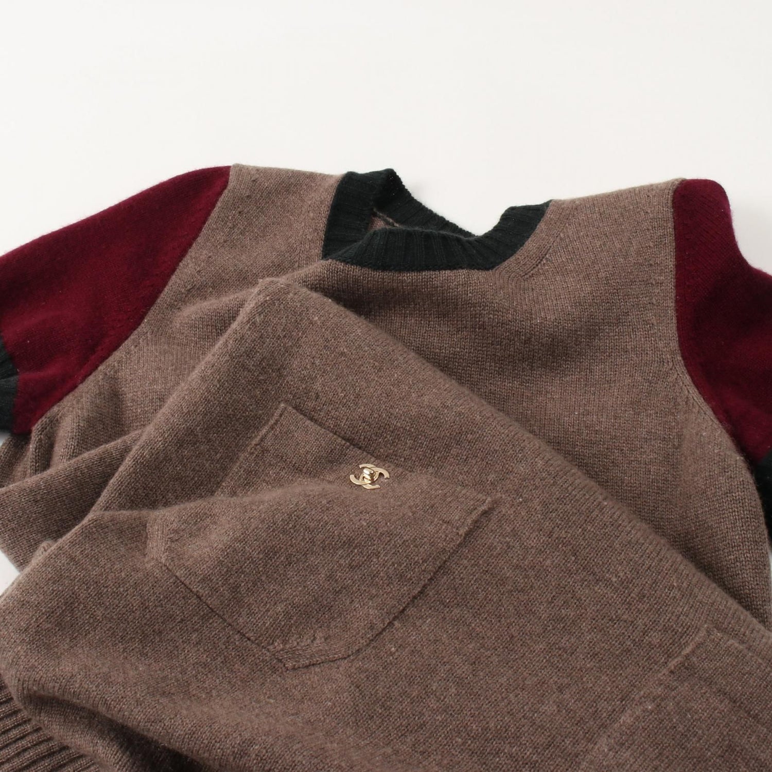 Chanel Coco Mark Turn Lock Dress P 42136k 03185 Cashmere Brown