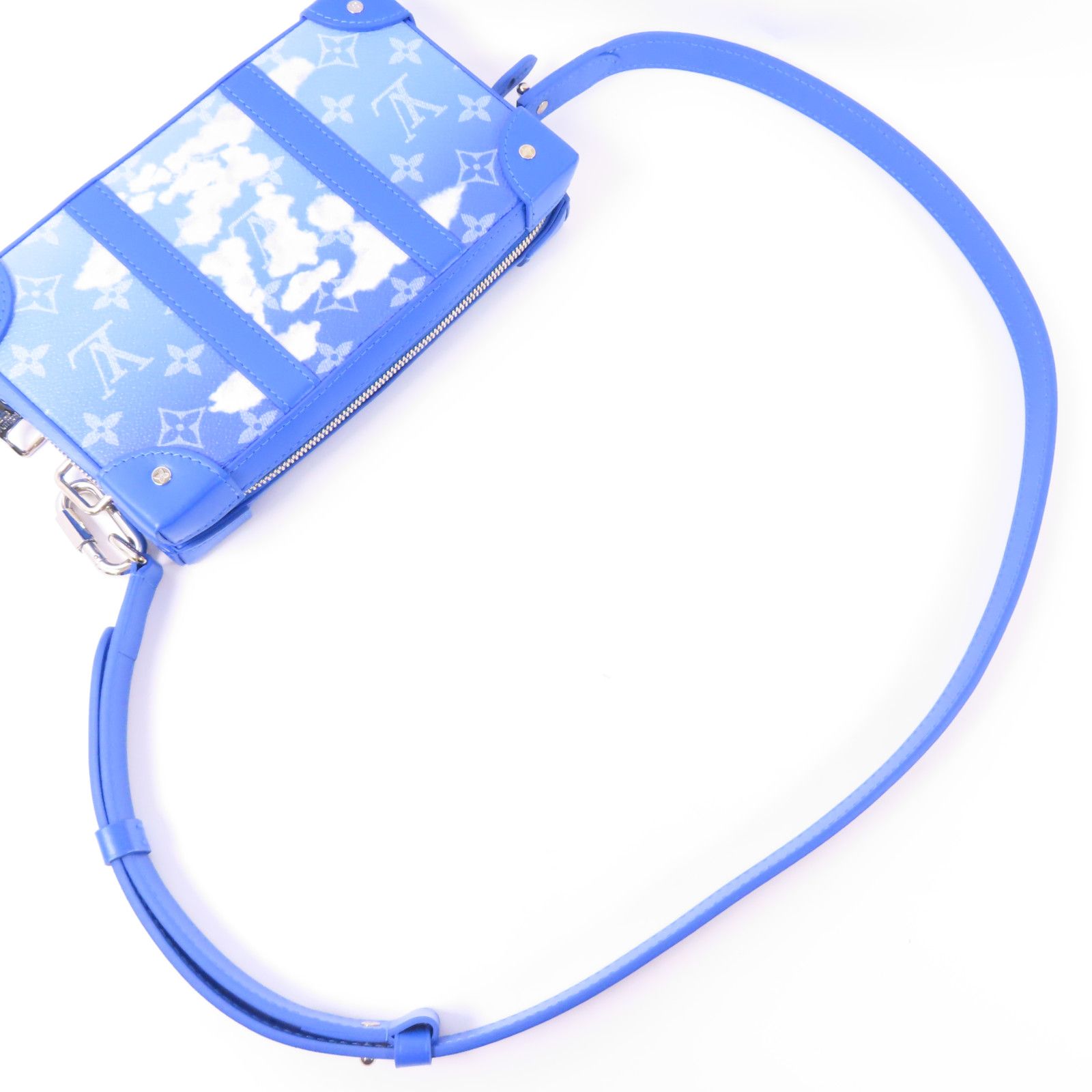 Louis Vuitton Monogram Clouds Soft Trunk Wallet Blue White Blue/white Shoulder Bag M 45432